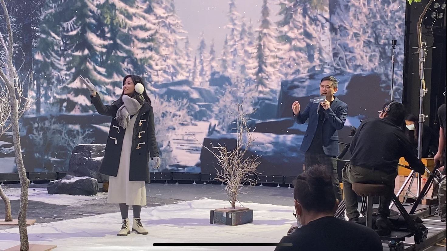 友達以ALED先進顯屏技術，與金馬獎視覺特效團隊「再現影像」攜手合作打造LED虛擬攝影棚，提供沉浸式表演體驗，並精簡拍攝成本與時間