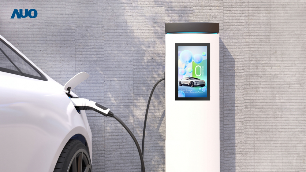 友達〝EVSE車用充電樁解決方案〞專為電動汽車充電樁設計，具有高亮度、克服戶外艱難環境的耐溫、耐紫外線等特性，並搭載散熱性及擴充性強的高效能工業電腦，可實現人機互動訴求，如資訊顯示、支付等應用